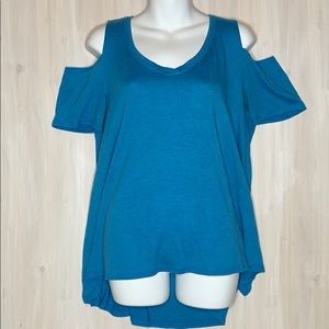 ⭐️ AUTHENTIC AMERICAN HERITAGE LARGE COLD SHOULDER